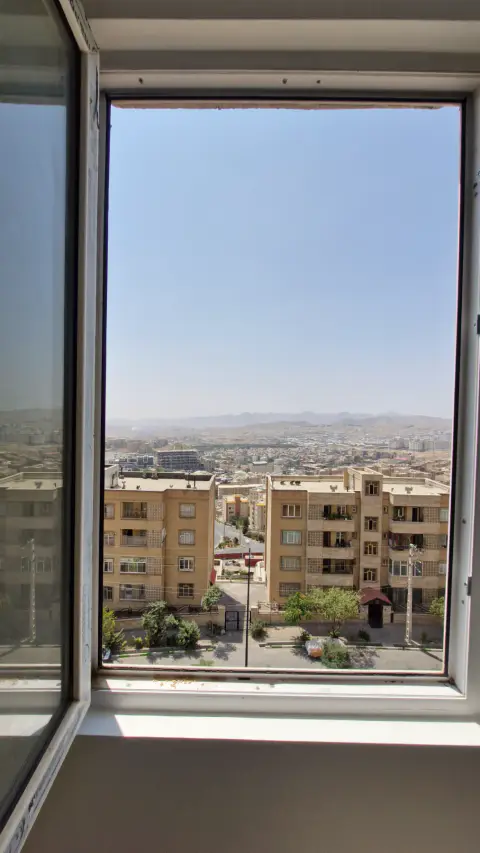 فاز۲ پردیس ۱۳۵ متر ۳ خواب سند تکبرگ