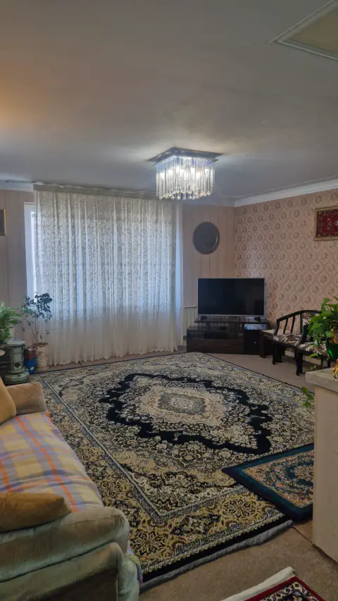 فاز ۴ پردیس ۱۰۰ متر ۲ خواب طبقه دوم