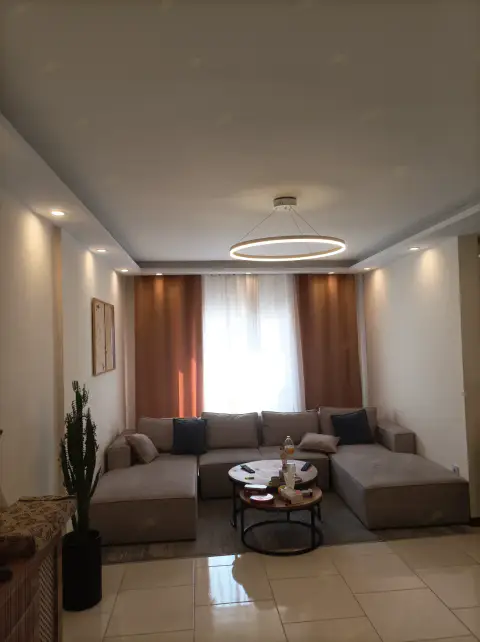 فاز۱۱ واگنی سالن جنوبی نورگیر ۸۷متر۲خواب فول کناف
