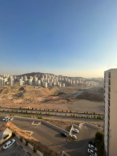 فاز ۱۱ پردیس ۸۷متر طبقه دهم