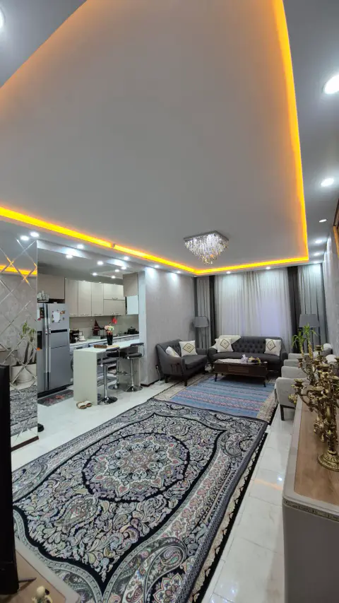 فاز۱۱ تاج زون۱ طبقه۷ فول لاکچری ۸۷متر۲خواب