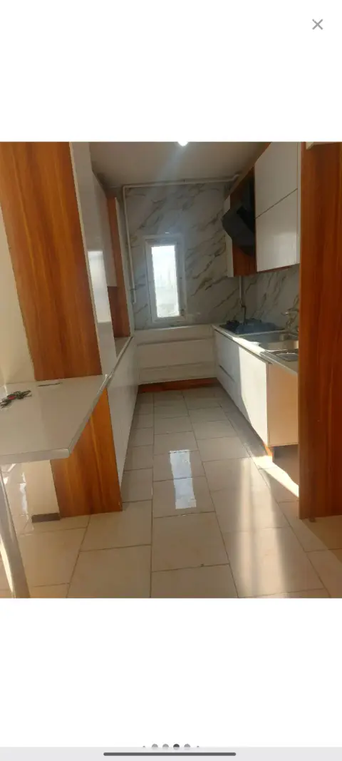 فاز۱۱ ۸۷متر۲خواب وام ورودی تسویه زون۵