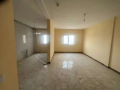فاز ۱۱ واگنی ؛ ضامن کلید ، بلوک ساکن دار ۸۷ متر ۲ خواب