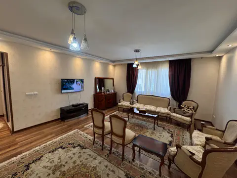 فاز۸ فول لاکچری عرصه وام تسویه ۱۰۰متر ۲خواب