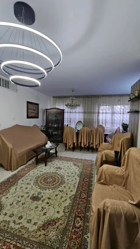 فاز ۳ شهرک هسا ۹۲ متر ۲ خواب آشپزخانه بزرگ