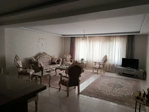 فاز،طبقه اول،تراس بزرگ،فول امکانات