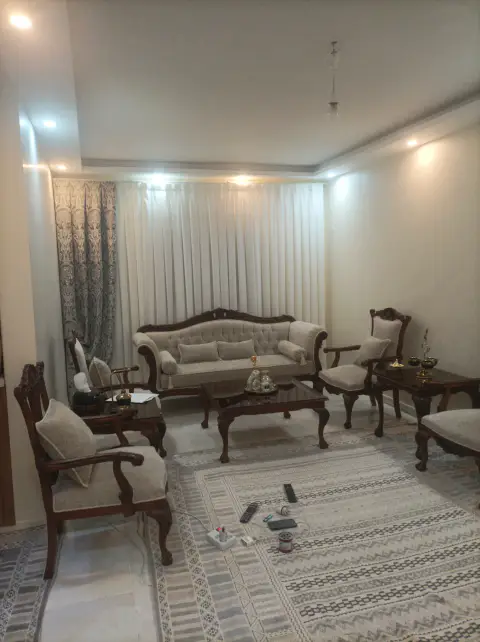 فاز۱۱ زون۱ فول لاکچری ۸۷متر دوخواب همه چی تسویه