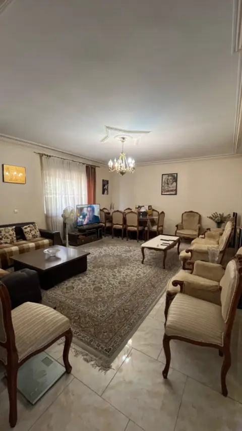 فاز ۱ فروردین شمالی آپارتمان ۱۰۵ متر – ۲ خواب سند تک برگ